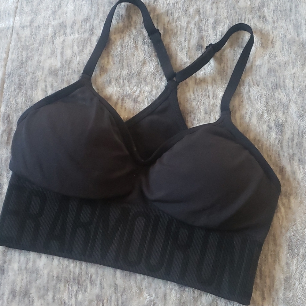 Used Under Armour Women XS sport bra